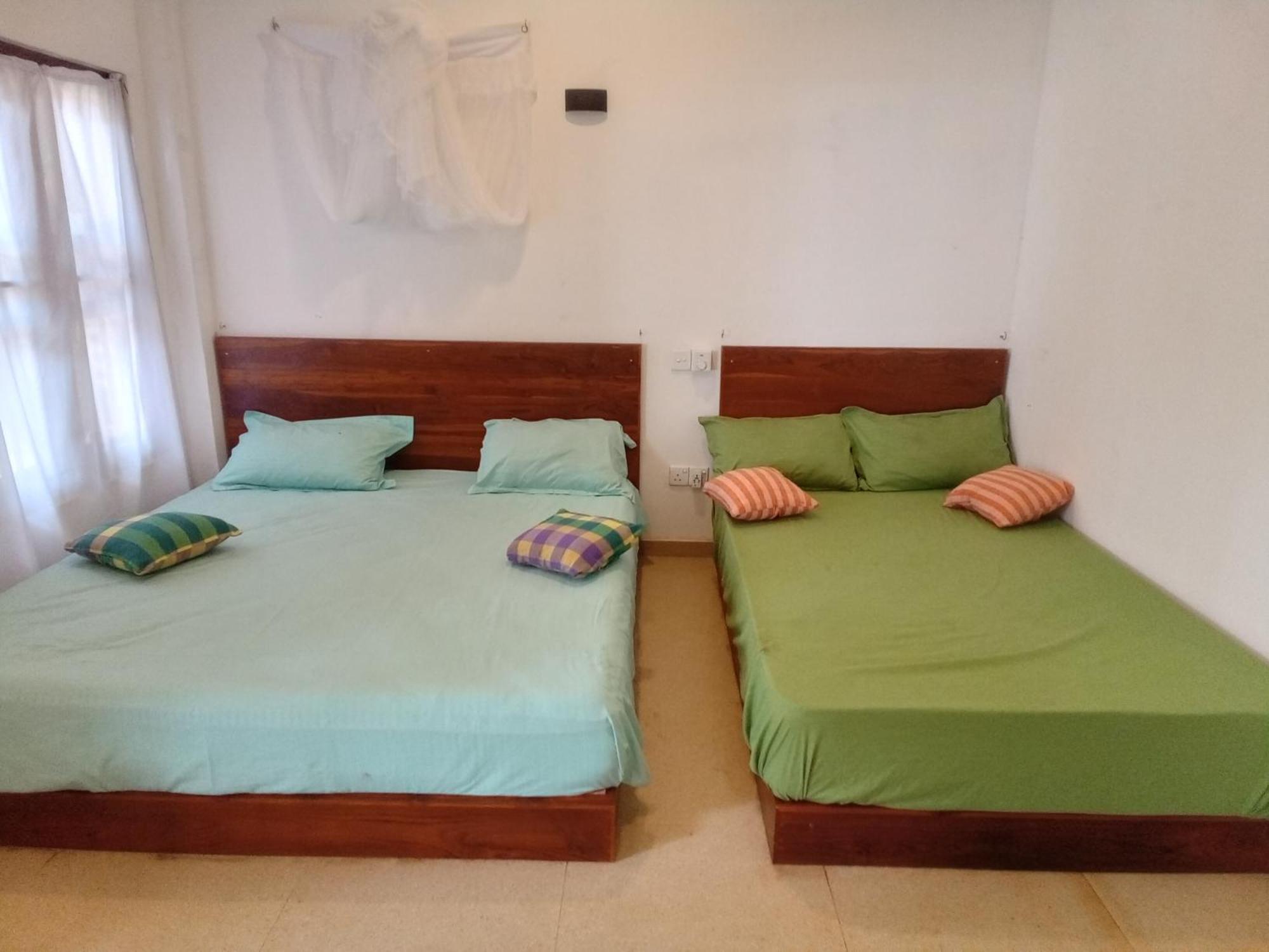 Kusuma's Lazy Left Otel Midigama East Oda fotoğraf